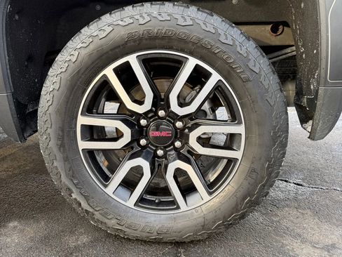 Used 2019 GMC Sierra 1500 AT4 w/ AT4 Premium Package image 30