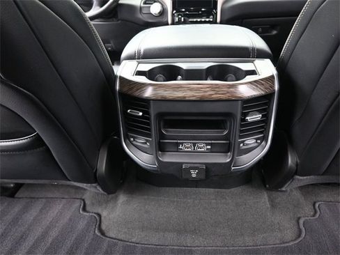Used 2020 RAM 1500 Laramie image 29