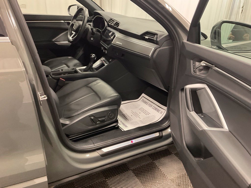 Used 2025 Audi Q3 2.0T Premium AWD/4WD image 12