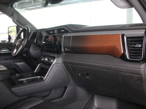 Used 2024 GMC Sierra 2500 Denali w/ Denali Reserve Package image 24