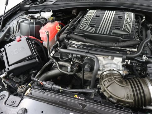 Used 2017 Chevrolet Camaro ZL1 RWD image 18