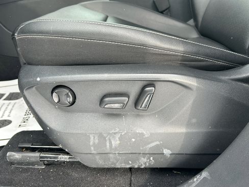 Used 2021 Volkswagen Atlas SE w/ Towing Package image 9