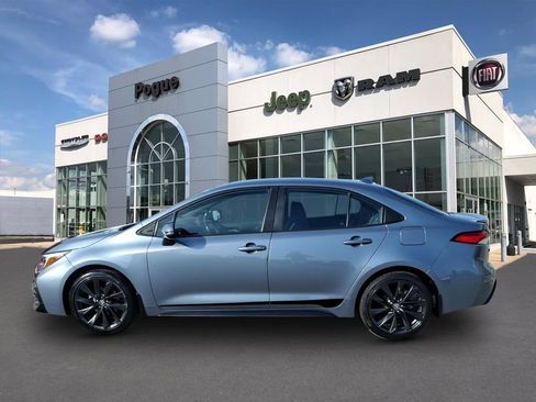 Used 2023 Toyota Corolla SE FWD image 6