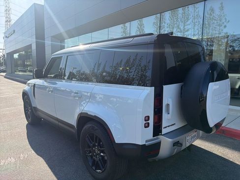 Used 2024 Land Rover Defender 110 S AWD/4WD image 4