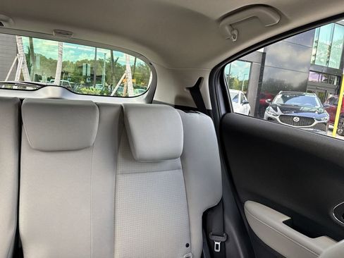 Used 2019 Honda HR-V EX image 19