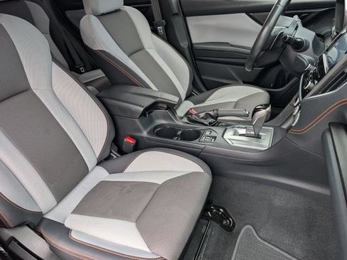 Used 2020 Subaru Crosstrek 2.0i Premium w/ Moonroof Package 2 AWD/4WD image 29