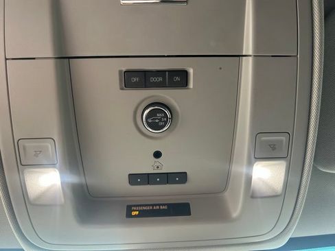 Used 2019 GMC Yukon XL SLT RWD image 19