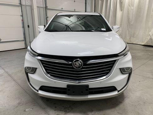 Used 2022 Buick Enclave Essence image 29