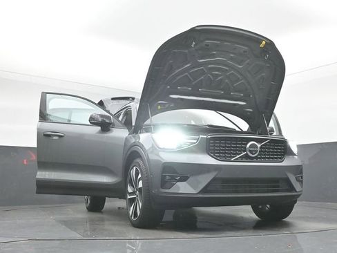 New 2026 Volvo XC40 B5 Ultra w/ Climate Package image 55