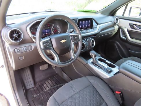 Used 2021 Chevrolet Blazer LT AWD/4WD image 23