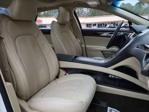 Used 2014 Lincoln MKZ w/ Equipment Group 102A Reserve image 27