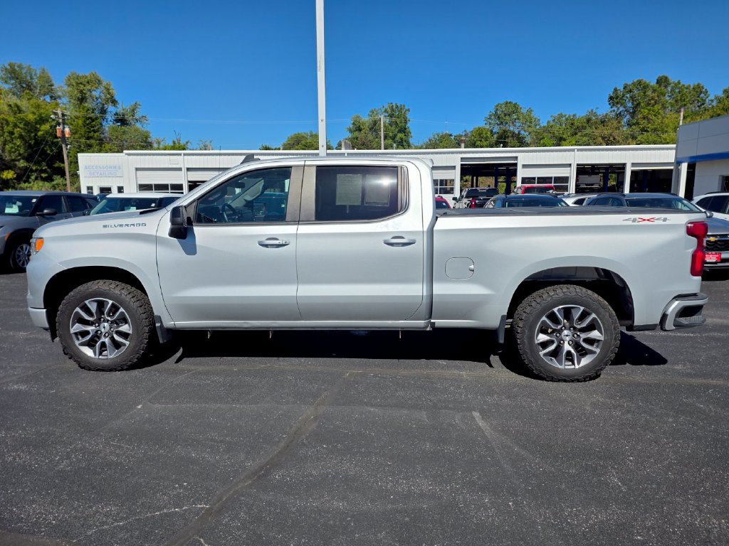 Used 2022 Chevrolet Silverado 1500 RST w/ Convenience Package II AWD/4WD image 5