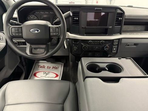 New 2026 Ford F250 XL w/ XL Chrome Package image 18