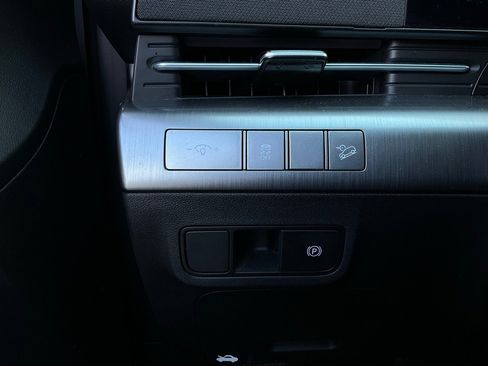 Used 2025 Hyundai Kona SEL image 22