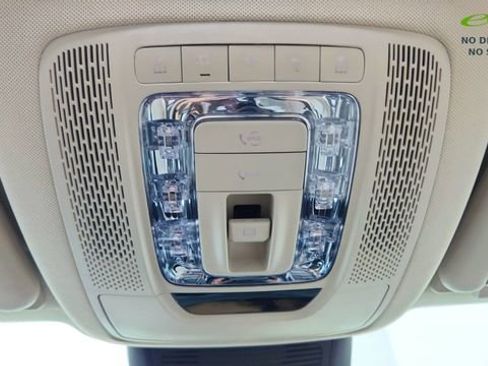 Used 2022 Mercedes-Benz GLS 450 4MATIC image 65