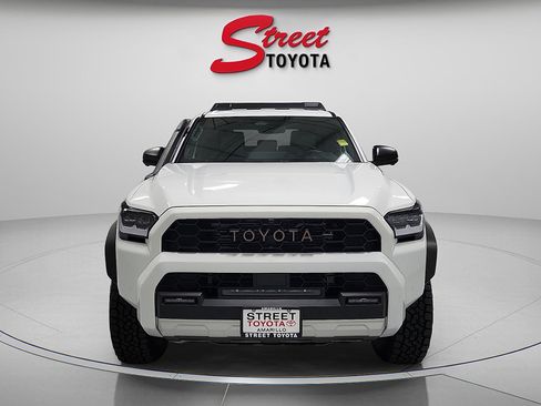 Certified 2025 Toyota 4Runner Trailhunter AWD/4WD image 6