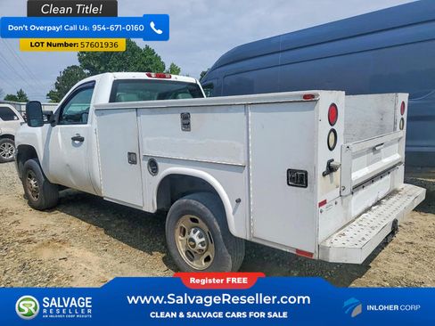 Used 2014 Chevrolet Silverado 2500 W/T RWD image 3