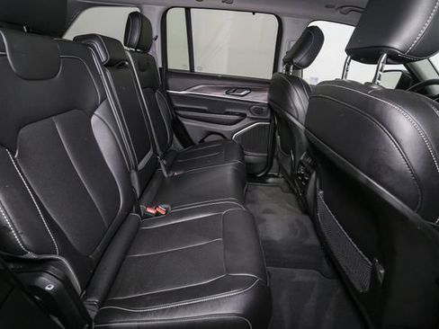 Used 2023 Jeep Grand Cherokee 4WD 4xe w/ Luxury Tech Group II image 20