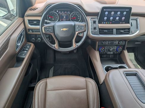 Used 2021 Chevrolet Tahoe High Country w/ Premium Package RWD image 14