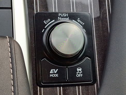 Used 2022 Lexus RX 450hL Luxury w/ Cold Area Package (CT) AWD/4WD image 25