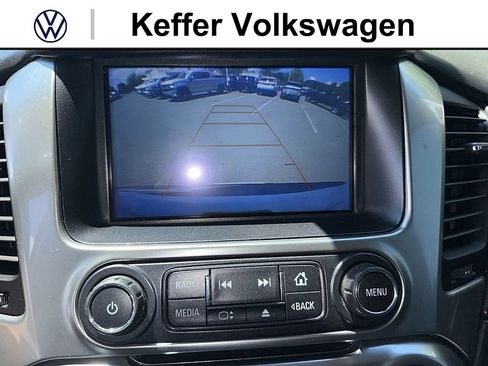 Used 2020 Chevrolet Suburban Premier AWD/4WD image 23