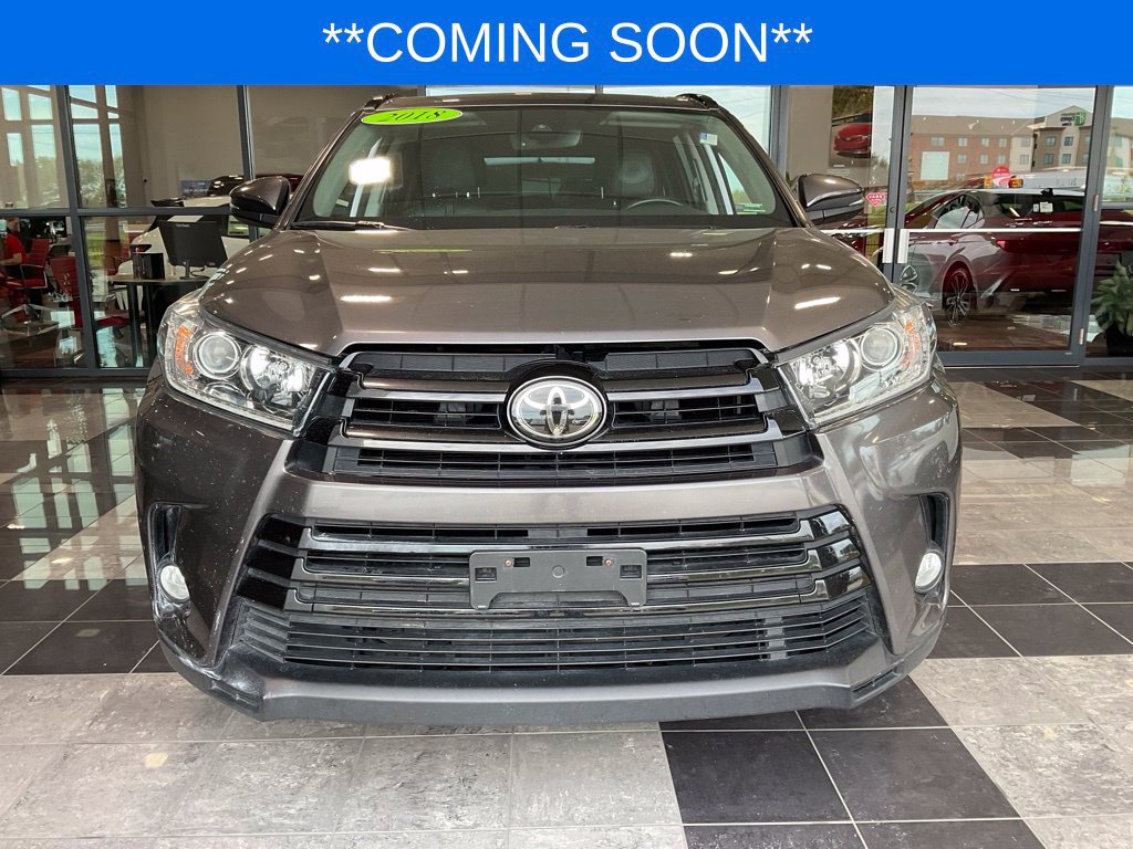 Used 2018 Toyota Highlander SE AWD/4WD image 2