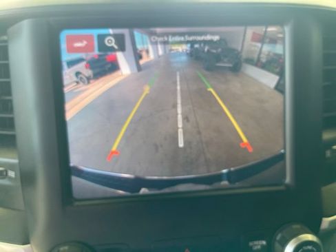 Used 2022 RAM 1500 Big Horn AWD/4WD image 26