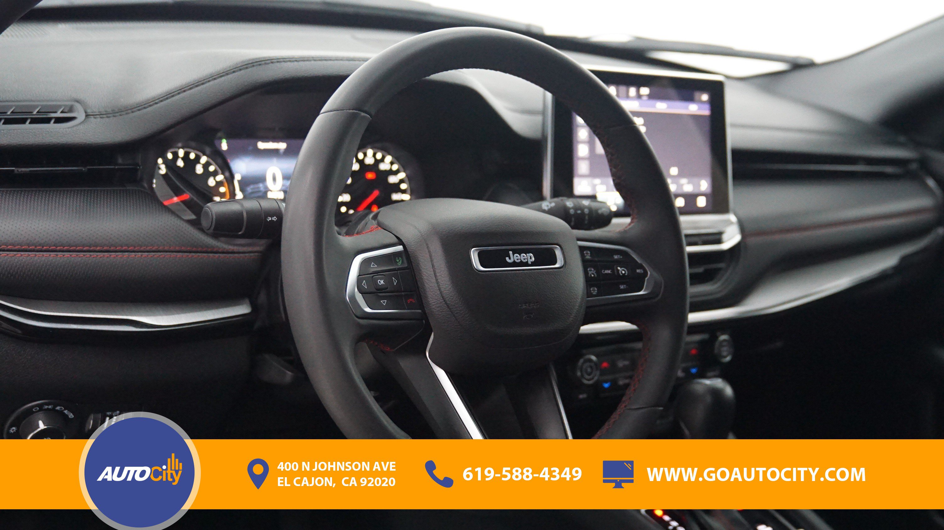 Used 2023 Jeep Compass Trailhawk AWD/4WD image 18