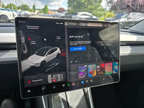 Used 2026 Tesla Model Y 2WD image 37
