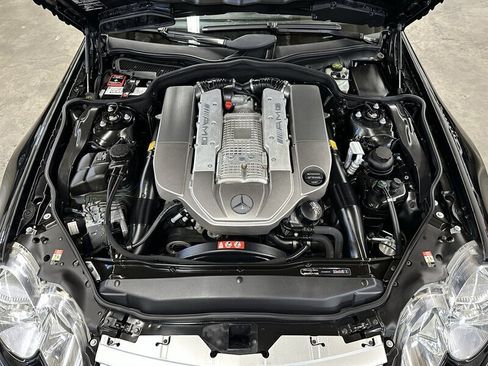 Used 2005 Mercedes-Benz SL 55 AMG image 11