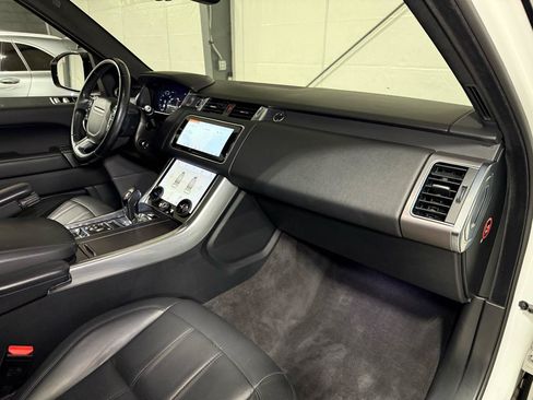 Used 2019 Land Rover Range Rover Sport HSE AWD/4WD image 23