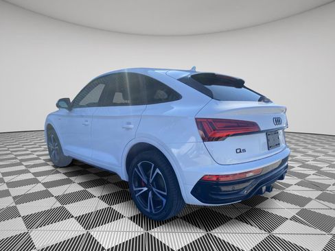 Certified 2025 Audi Q5 2.0T Premium Plus w/ Premium Plus Package image 3