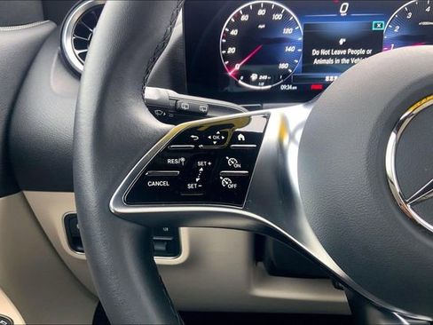 Used 2025 Mercedes-Benz GLA 250 4MATIC image 19