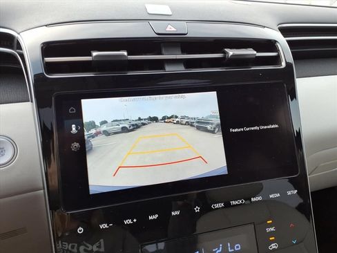 Used 2024 Hyundai Tucson SEL w/ Convenience Package FWD image 16