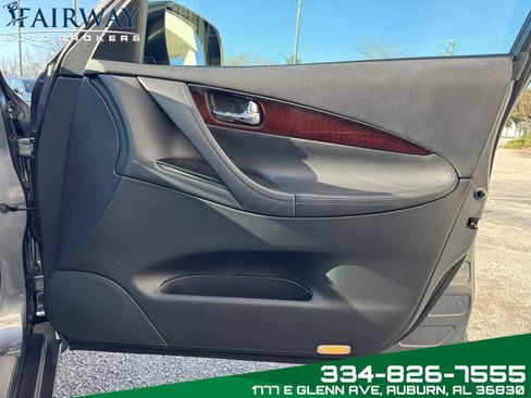 Used 2017 INFINITI QX50 2WD w/ Deluxe Touring Package image 29