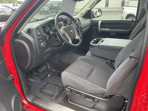 Used 2009 GMC Sierra 2500 SLE w/ SLE Preferred Package AWD/4WD image 13