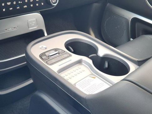 New 2026 Hyundai Ioniq 9 Calligraphy image 14