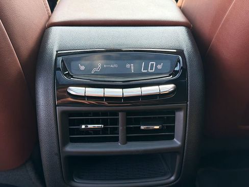 Certified 2022 Cadillac XT5 Premium Luxury FWD image 20