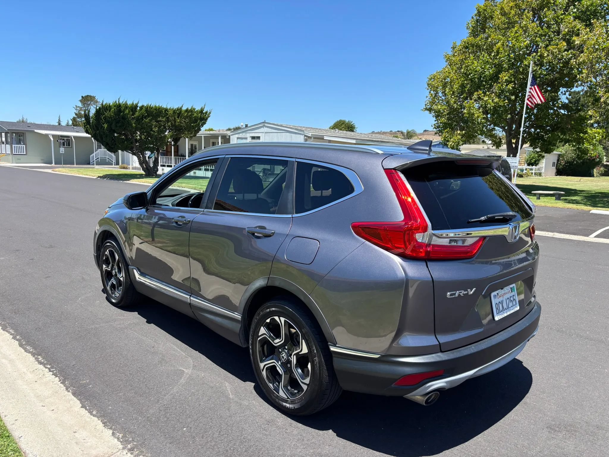 Used 2018 Honda CR-V Touring image 14