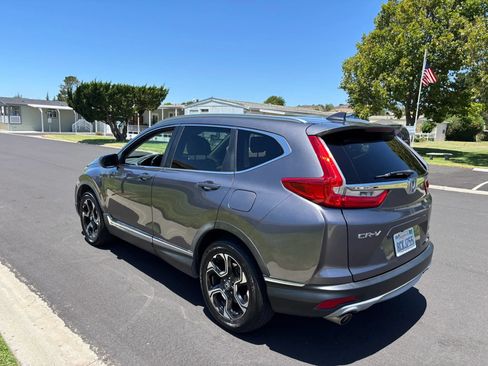Used 2018 Honda CR-V Touring image 14