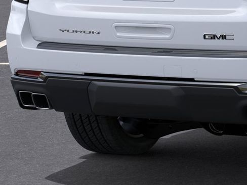 New 2026 GMC Yukon Denali Ultimate w/ LPO, Floor Liner Package AWD/4WD image 14