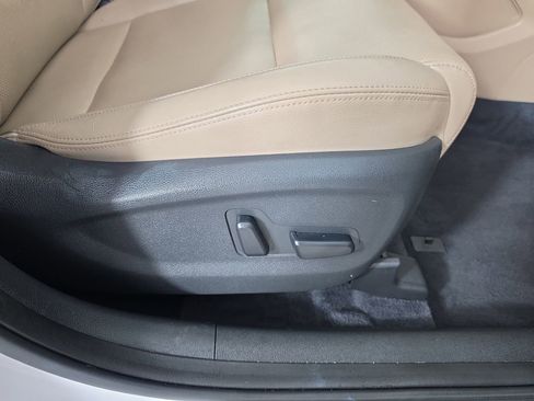 Used 2017 Hyundai Tucson SE Plus AWD/4WD image 46