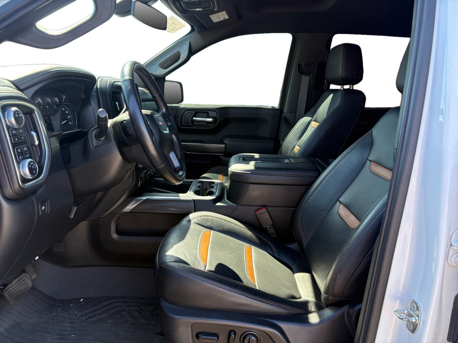 Used 2020 GMC Sierra 1500 AT4 w/ AT4 Premium Package AWD/4WD image 10