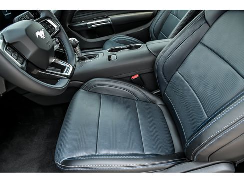Used 2025 Ford Mustang GT Premium RWD image 24