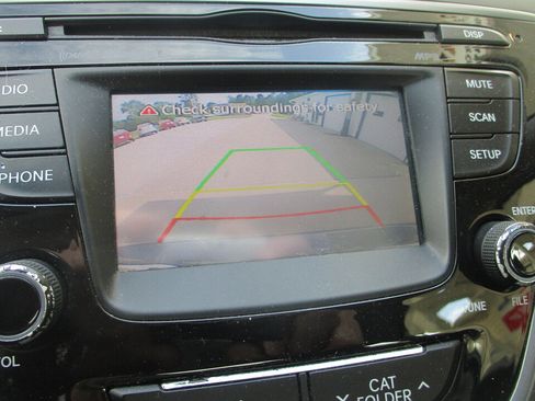 Used 2014 Hyundai Elantra SE w/ Option Group 02 FWD image 30