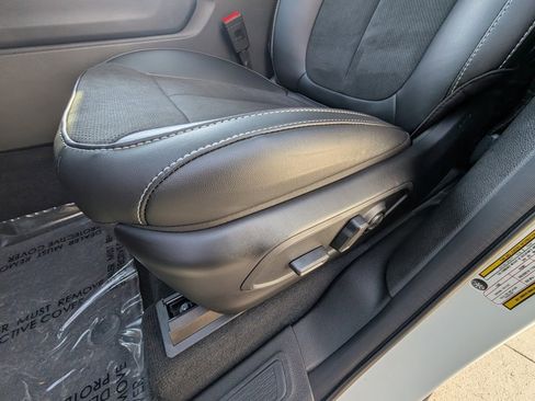 New 2025 Jeep Grand Cherokee L Altitude image 14