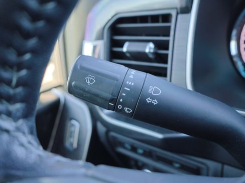 Used 2022 Ford F150 XLT w/ Equipment Group 302A High image 17