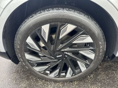 Used 2024 Lincoln Nautilus Reserve w/ Equipment Group 202A image 33