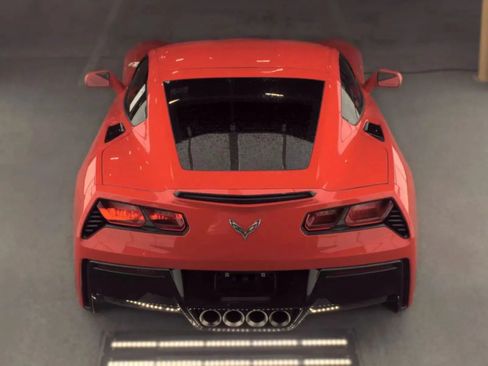 Used 2015 Chevrolet Corvette Stingray Coupe w/ 2LT Preferred Equipment Group RWD image 8
