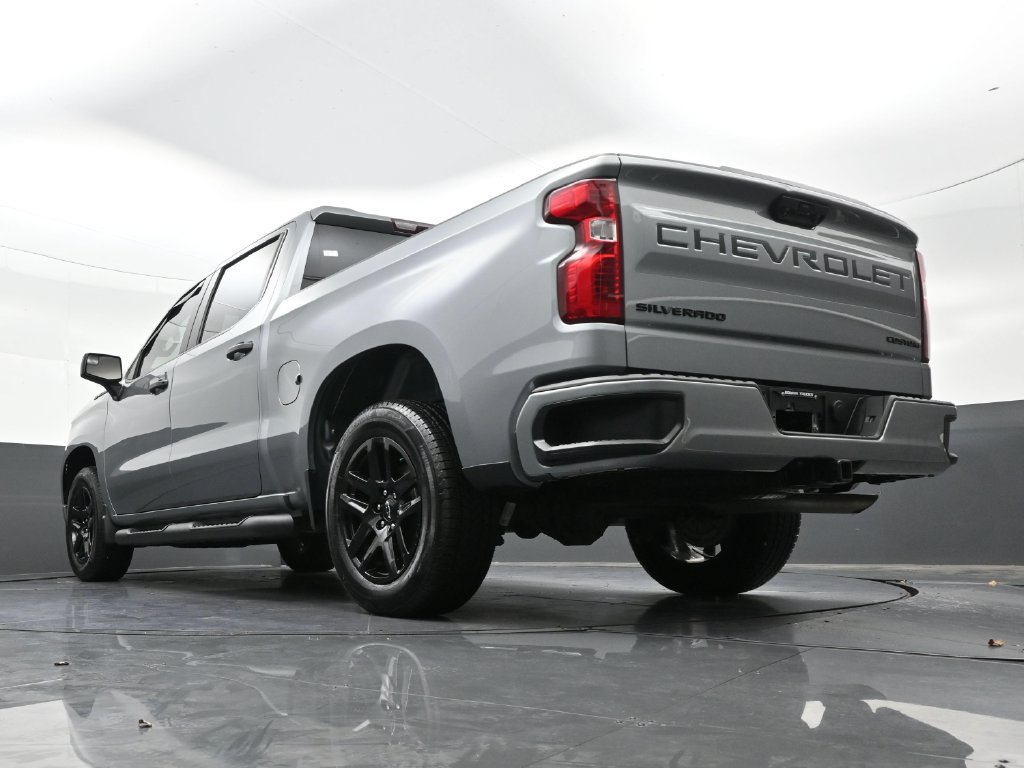 Used 2024 Chevrolet Silverado 1500 Custom w/ Turbomax Blackout Package RWD image 34